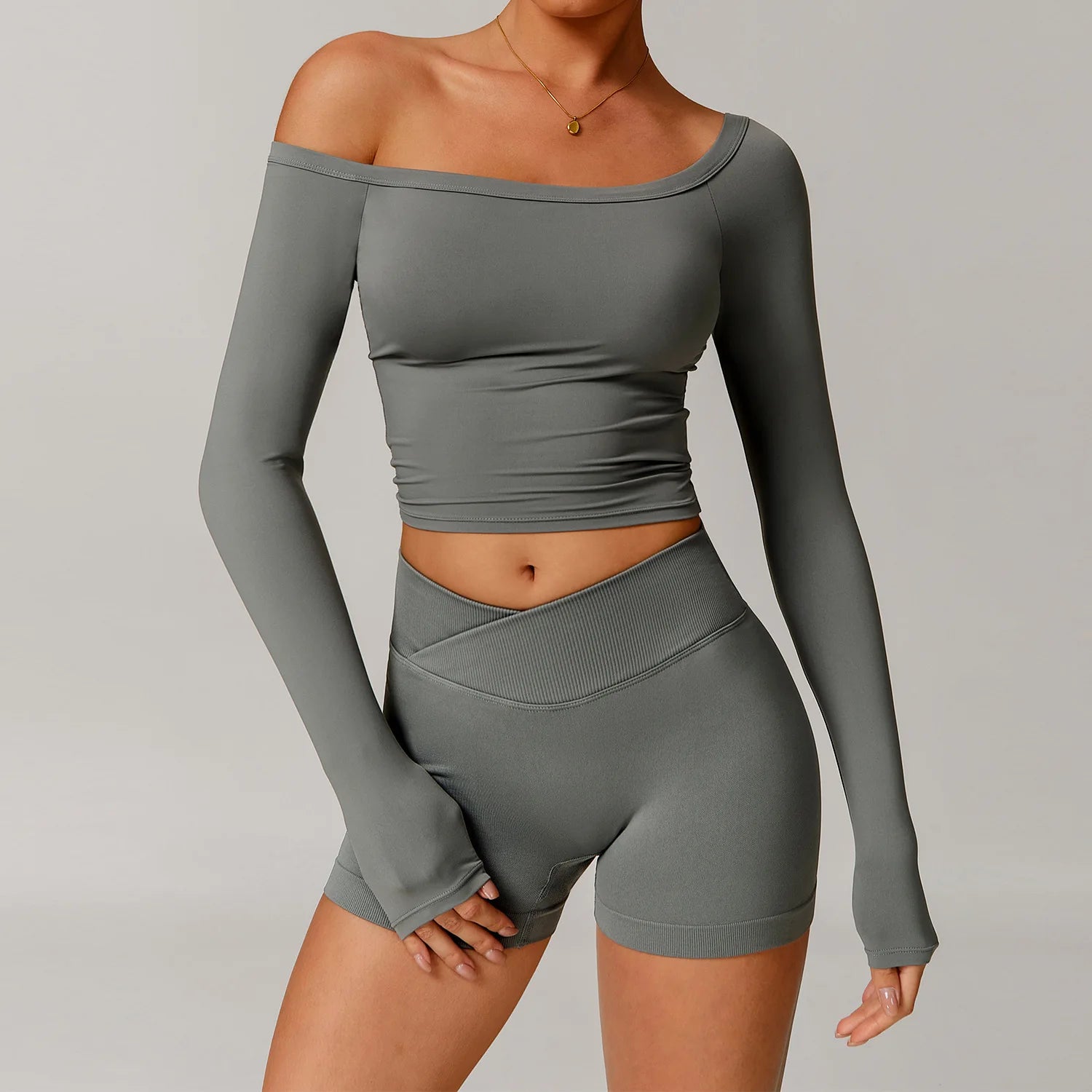 Kyla - Off-Shoulder Top